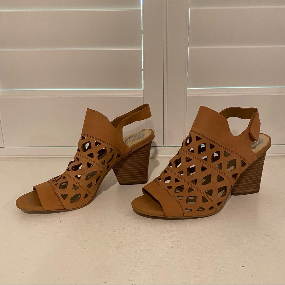 Vince Camuto Women’s Tan Heeled Sandals with Cutout Design Size 10M